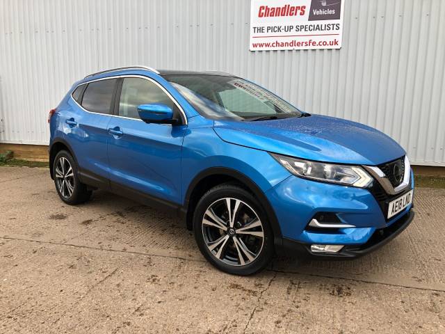 Nissan Qashqai 1.5 dCi N-Connecta 5dr Hatchback Diesel Blue